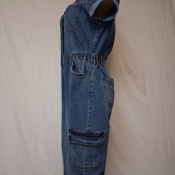 Celebrity Pink Blue Denim Overalls Size M - Picture 10 of 16